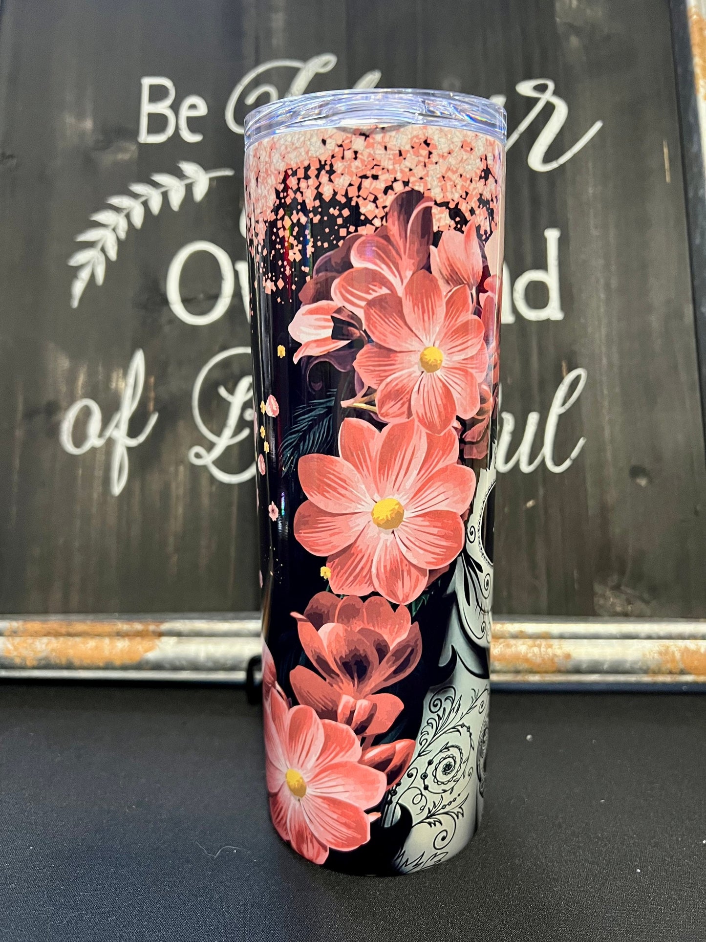 Mexicana, sexy Catrina, pink flowers 20oz Skinny Straight Tumbler