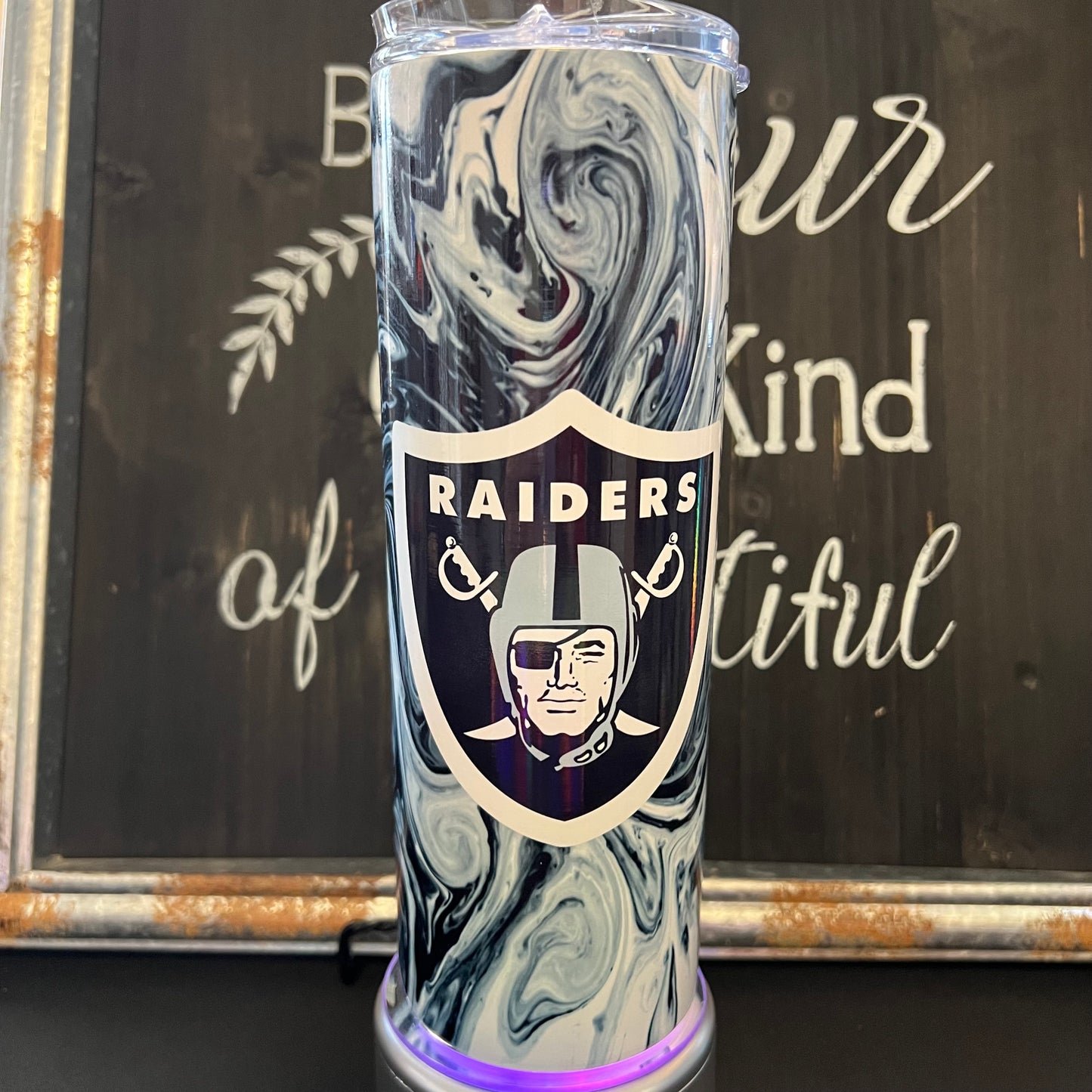 Las Vegas Raiders Marble 20oz Skinny Straight Tumbler